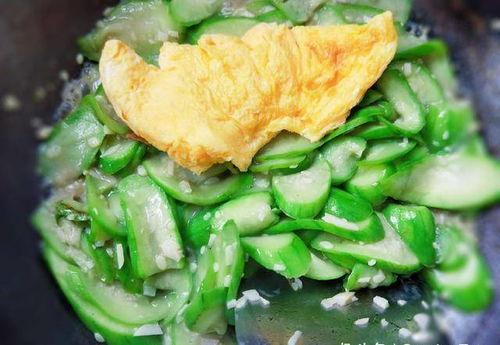 只知吃瓜,揭秘吃瓜群众的狂欢盛宴