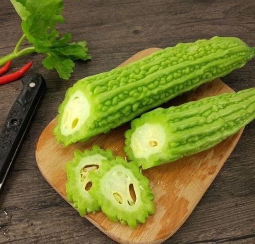 颠茄吃瓜,一场奇妙的植物对话